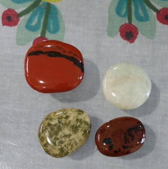 Mystery Bundle of Four Tumbled Crystals - Picture 4 of 4